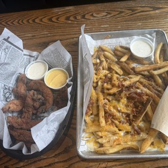 Liberty Tap Room - Chicken Tenders and Freedom Fries - Bars Near Me - Irmo, South Carolina
