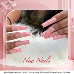 New Nails - Simple but seasonal! French tips to class up your Thanksgiving! 
ℬℴℴℴℴℯℴ