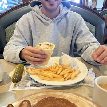 Marlboro Diner - Chicken Caesar Wrap & Pancake Breakfast - Diners Near Me - Englishtown, New Jersey