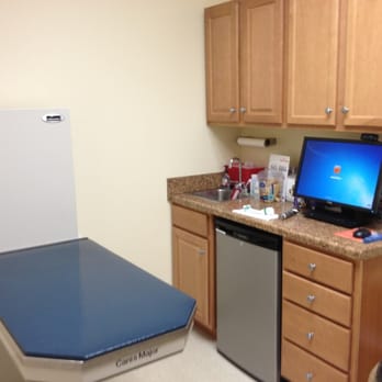 Ohana Veterinary Care - Exam room. Very clean & fresh smelling. - Veterinarians Near Me - Bristow, Virginia Ohana Veterinary Care - Exam room. Very clean & fresh smelling. - Veterinarians Near Me - Bristow, Virginia