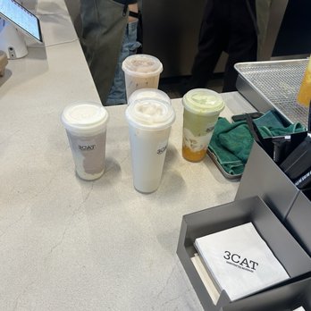 3CAT - My drink melting while waiting with the other orders - Bubble Tea Near Me - Westminster, California 3CAT - My drink melting while waiting with the other orders - Bubble Tea Near Me - Westminster, California