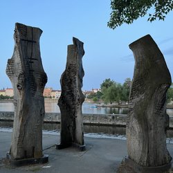 Museum Kampa - Stunning Sculpture by Charles River! (May, 2023)