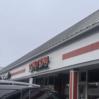 Donut King - Bakeries Near Me - Kensington, Maryland