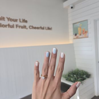 Em Salon & Spa - Nail Salons Near Me - Bellevue, Washington Em Salon & Spa - Nail Salons Near Me - Bellevue, Washington