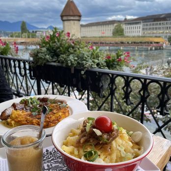 Zunfthausrestaurant Pfistern - Beautiful view - Swiss Food Near Me - Luzern, LU Zunfthausrestaurant Pfistern - Beautiful view - Swiss Food Near Me - Luzern, LU