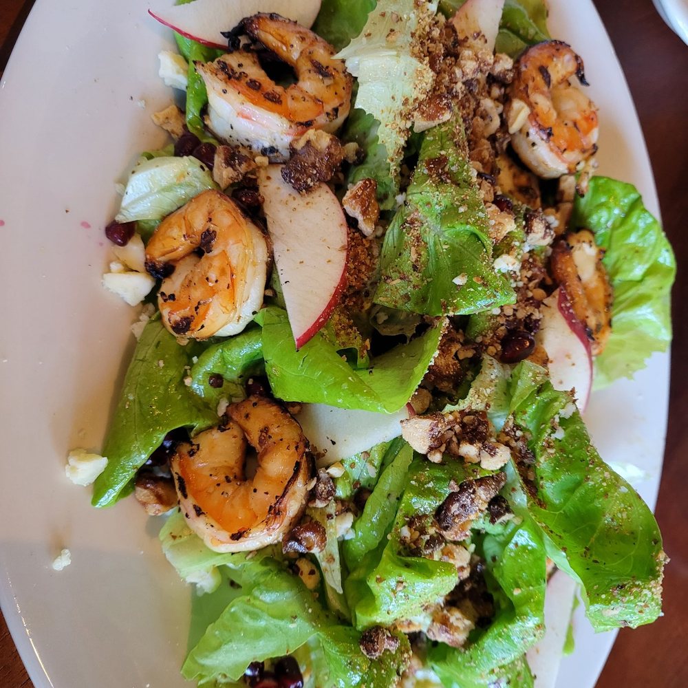 Truth Be Told - Butter lettuce salad with shrimp added - Pubs Near Me - Chicago, Illinois Truth Be Told - Butter lettuce salad with shrimp added - Pubs Near Me - Chicago, Illinois