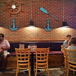 Sammy's Southport Pizza - Decor