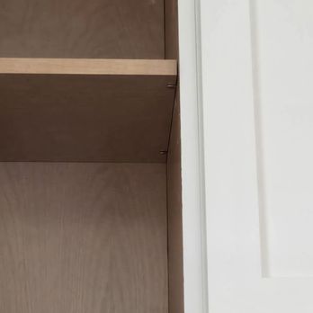 Baja Kitchen Designs - Corner scratches - Cabinetry Near Me - Paramount, California