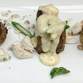 Al's Steakhouse - Trio plate, crumble blue cheese crust, Oscar topping with béarnaise sauce and pepper corn sauce. - Steakhouses Near Me - Woodward, Oklahoma