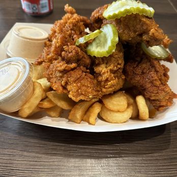 Scratch Cookery - Chicken tenders - Food Trucks Near Me - San Jose, California Scratch Cookery - Chicken tenders - Food Trucks Near Me - San Jose, California