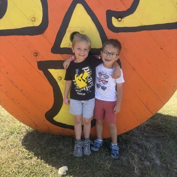 HarvestMoon Fun Farm - Two franz - Attraction Farms Near Me - Masaryktown, Florida