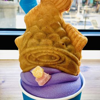 Break the Ice - Chomp! - Ice Cream & Frozen Yogurt Near Me - Riverside, California