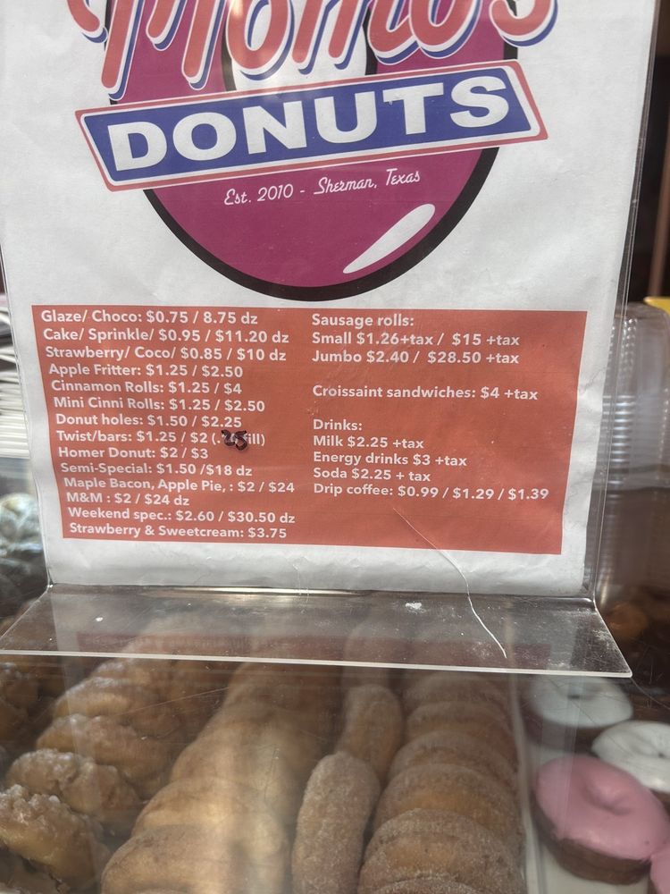 Momo's Donuts