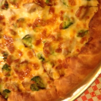 Prairie Pizza - Ordered from I-90.  Got here to great pizza.  Had the chicken Alfredo. - Pizza Near Me - Murdo, South Dakota