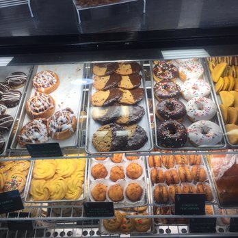 Miramar Bakery - Bakeries Near Me - Hollywood, Florida