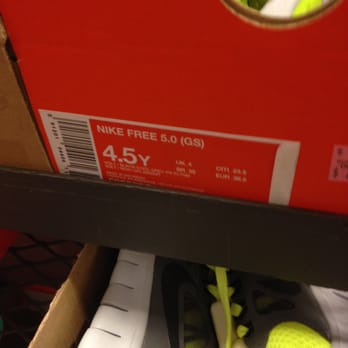 nike outlet store pleasant prairie