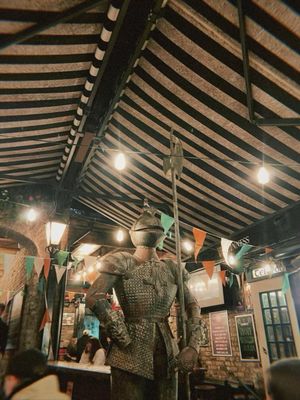 The Brazen Head by null