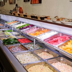 La Canalla - Barra de ensaladas include en el Buffet de comidas.