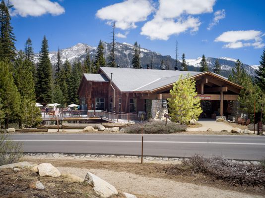 The Peaks Restaurant by null