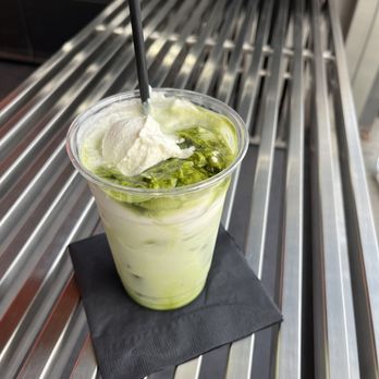 Cafe Upper - matcha einspanner - Cafes Near Me - Los Angeles, California Cafe Upper - matcha einspanner - Cafes Near Me - Los Angeles, California