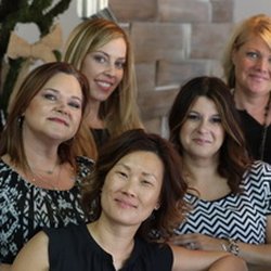 Pink Salon - May 2017