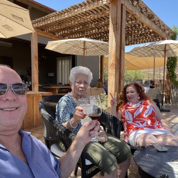 Las Nubes Bodegas y Viñedos - Enjoying our tasting experience. - Wine Tours Near Me - Valle de Guadalupe, BCN