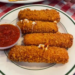 Good Jakes Restaurant - Mozzarella Sticks