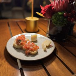 Quattro Restaurant and Bar - Complimentary Bruschetta