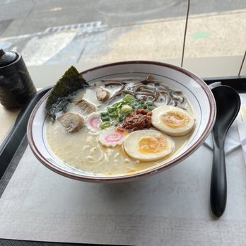 Ramen Gami - Spicy tonkotsu ramen with chicken and egg - Ramen Near Me - Newark, New Jersey