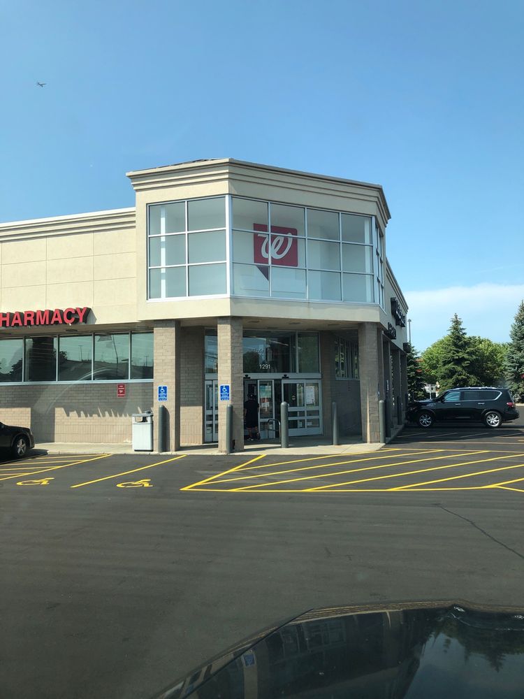 WALGREENS Updated October 2024 1291 Tasha Dr, Shakopee, Minnesota