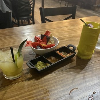 JJ’s Table and Bar - Jalapeño pineapple margarita, chips and salsa sampler, piña colada - New American Near Me - Lakeside Marblehead, Ohio JJ’s Table and Bar - Jalapeño pineapple margarita, chips and salsa sampler, piña colada - New American Near Me - Lakeside Marblehead, Ohio