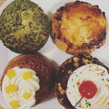 Bibble & Sip - Mango Cloud Cream Puff, matcha, Brown Sugar Boba Puff and sundae cream puff - Coffee & Tea Near Me - New York, New York Bibble & Sip - Mango Cloud Cream Puff, matcha, Brown Sugar Boba Puff and sundae cream puff - Coffee & Tea Near Me - New York, New York