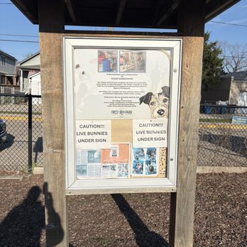Forest Park Dog Park - Signs - Dog Parks Near Me - Forest Park, Illinois