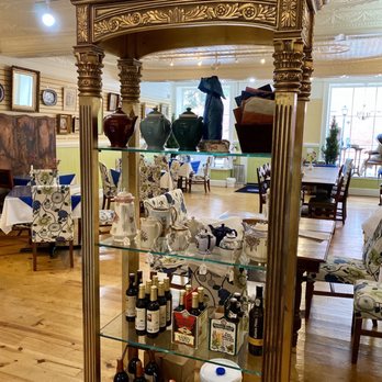 The Blue Willow Tea Room - Teas and accoutrements for sale - Tea Rooms Near Me - Petersburg, Virginia The Blue Willow Tea Room - Teas and accoutrements for sale - Tea Rooms Near Me - Petersburg, Virginia