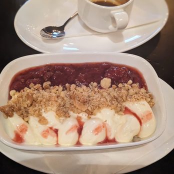 Madame - Cheesecake mousse dessert special - French Near Me - Jersey City, New Jersey Madame - Cheesecake mousse dessert special - French Near Me - Jersey City, New Jersey