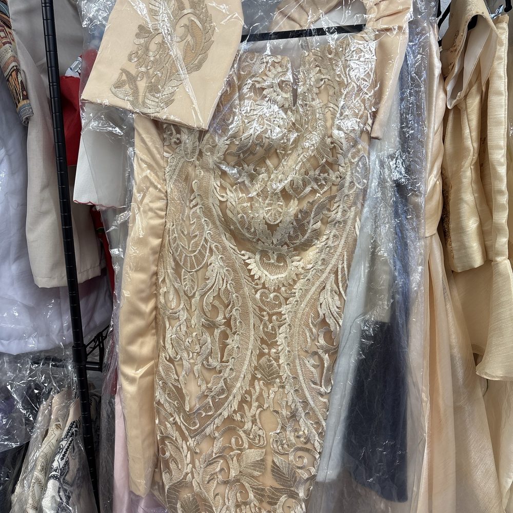 Barong Warehouse - Women's Clothing Near Me - Escondido, California