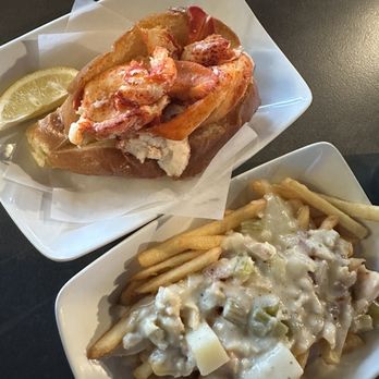 Hazel's - Connecticut (hot butter) Lobster Roll + Chowder Fries - Bars Near Me - Birmingham, Michigan Hazel's - Connecticut (hot butter) Lobster Roll + Chowder Fries - Bars Near Me - Birmingham, Michigan