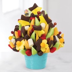 Edible Arrangements - Delicious Celebration Dipped Fruit Delight