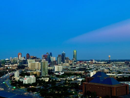 Renaissance Dallas Hotel by null