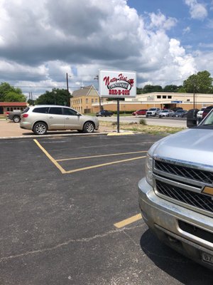 Natty Flat Smokehouse by null