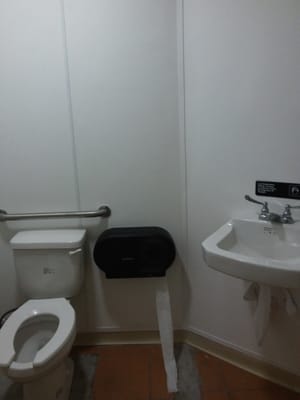 Photo of Bowl Bar Packaging & Liquor - Miami, FL, US.