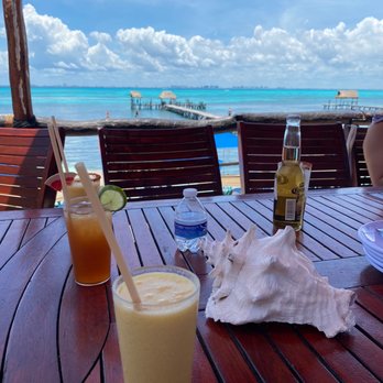 Kin Ha - Mango smoothie - Mexican Near Me - Isla Mujeres, ROO