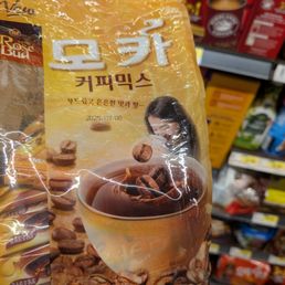 Rose Coffee, the cashier said it was great. Rose Coffee, the cashier said it was great.