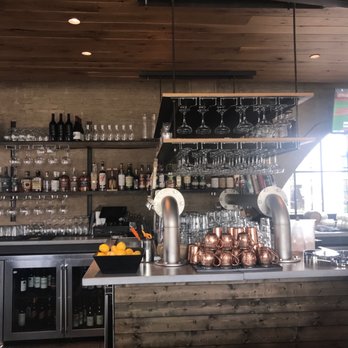 Howell's Kitchen and Bar - Gorgeous bar - Pizza Near Me - Atlanta, Georgia Howell's Kitchen and Bar - Gorgeous bar - Pizza Near Me - Atlanta, Georgia