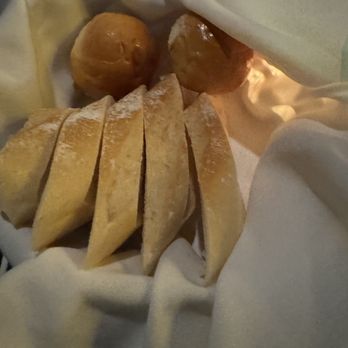 Maison Margaux - Bread - so good. - Bars Near Me - Minneapolis, Minnesota