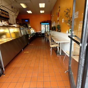 Big Dish Restaurant - Inside - Barbeque Near Me - Oakland, California Big Dish Restaurant - Inside - Barbeque Near Me - Oakland, California