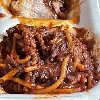 A&R Bar-B-Que - Oh spaghetti, it didn't taste good at all - Barbeque Near Me - Memphis, Tennessee