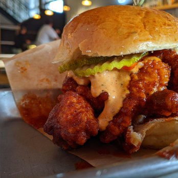 The Rub Chicken & Beer - Nashville Hot Chicken Sandwich - Chicken Shop Near Me - Alexandria, Virginia The Rub Chicken & Beer - Nashville Hot Chicken Sandwich - Chicken Shop Near Me - Alexandria, Virginia
