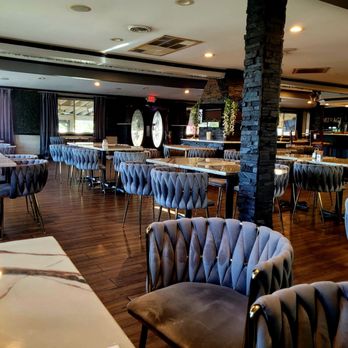Cafe Mirage - Stylish but very uncomfortable chairs - Cafes Near Me - Schiller Park, Illinois
