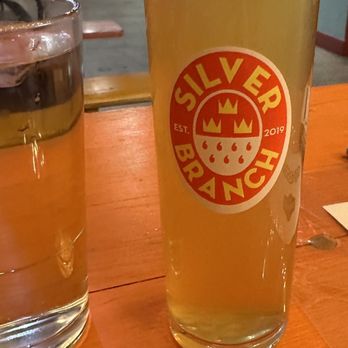 Silver Branch Brewing Company - Squeegee - Brewpubs Near Me - Silver Spring, Maryland